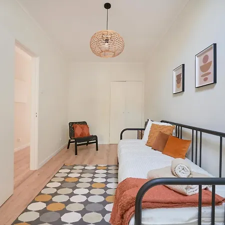 Fantastic With Balcony In Bica Appartement Lisboa